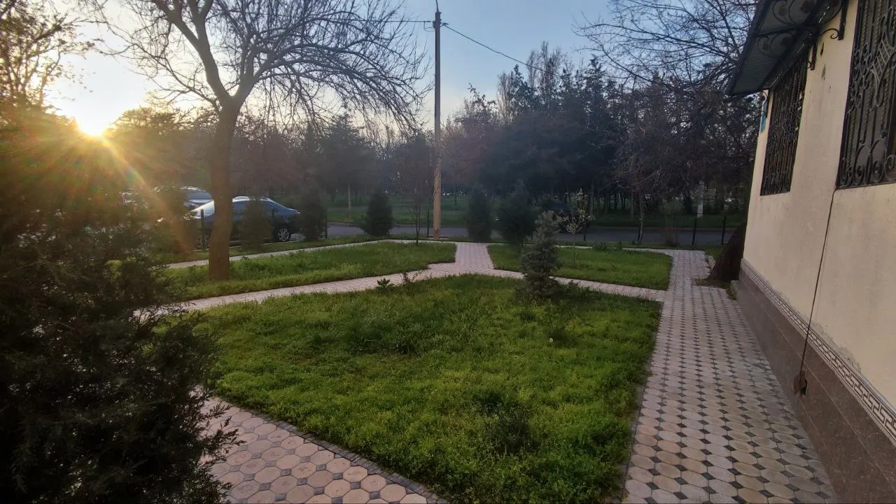 Ижарага берилади 4 хонали квартира, 120 м², 1/5 қават — Яккасарой тумани