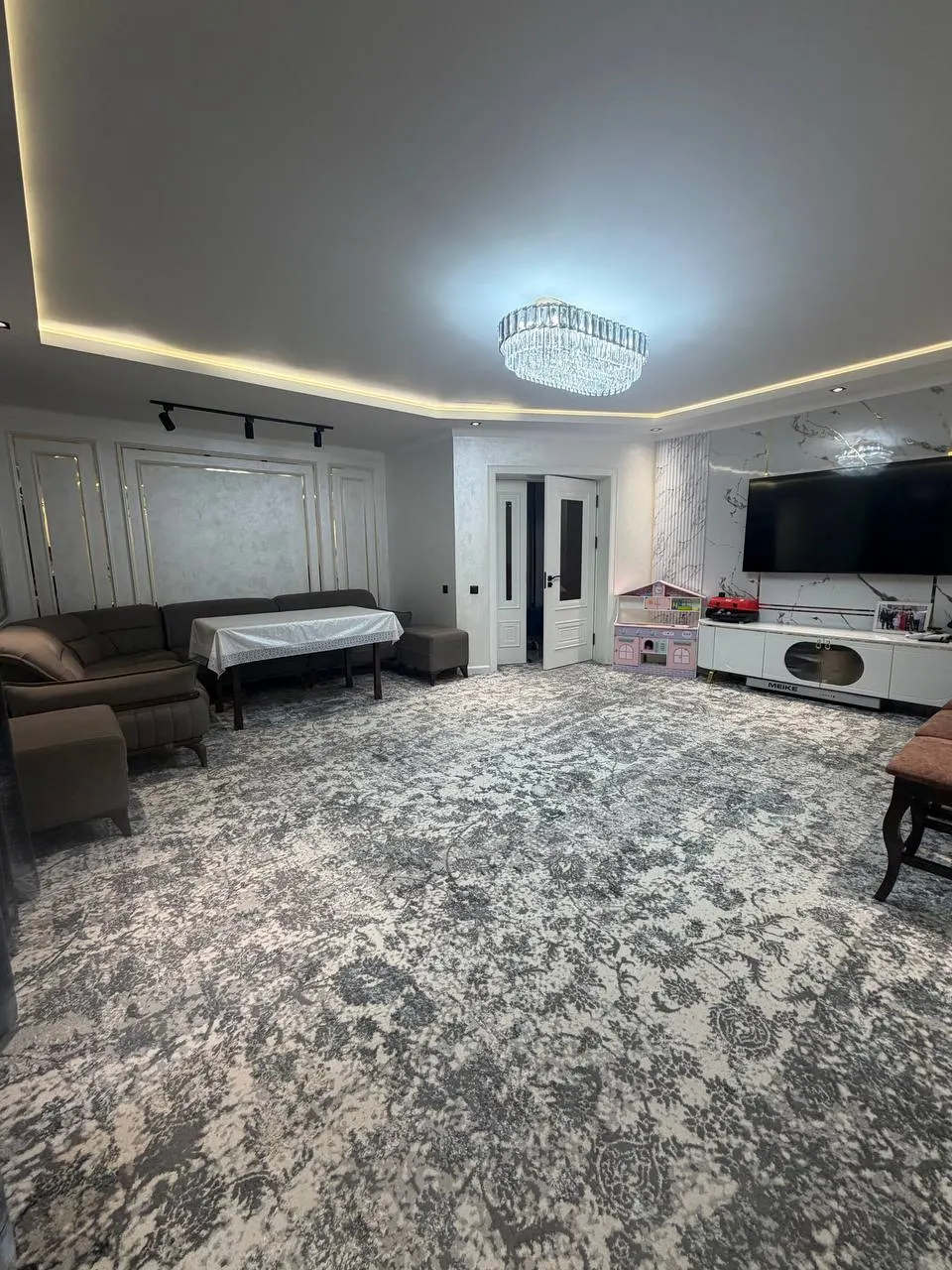 Сотилади 3 хонали квартира, 85 м², 3/4 қават — Мирзо Улуғбек тумани