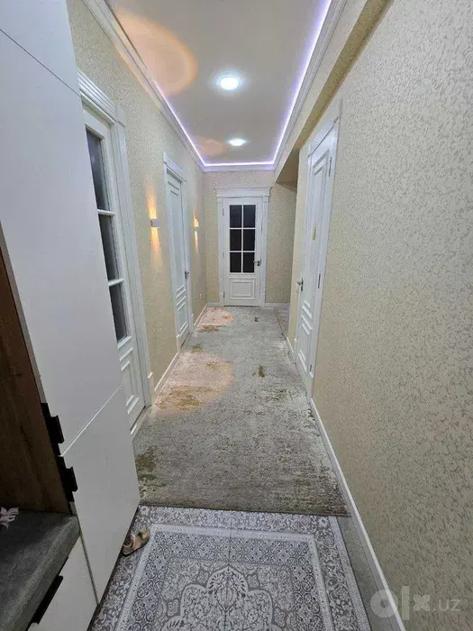 Сотилади 4 хонали квартира, 100 м², 3/9 қават — Юнусобод тумани