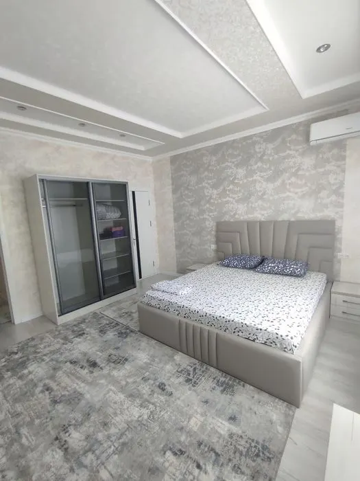 Ijaraga beriladi 4 xonali kvartira, 120 m², 6/10 qavat — Yakkasaroy tumani