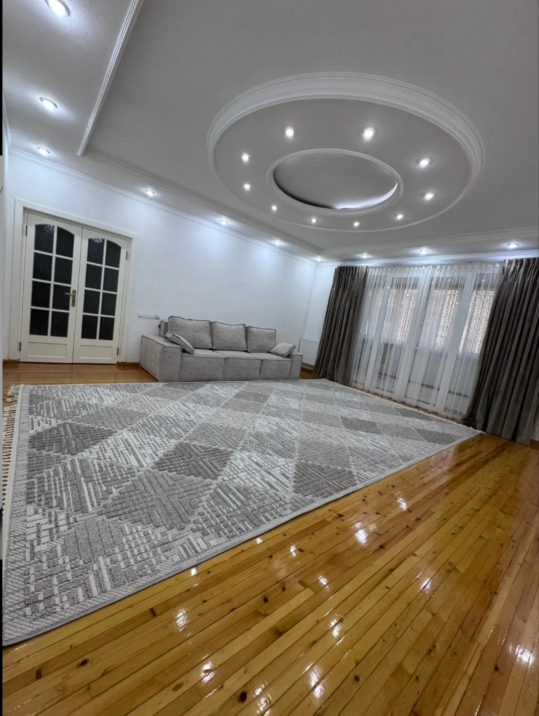 Sotiladi 3 xonali kvartira, 113 m², 3/4 qavat — Olmazor tumani