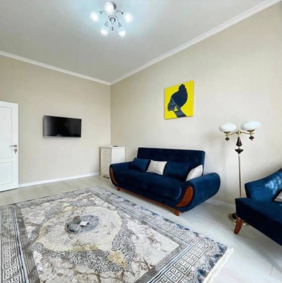 Sotiladi 2 xonali kvartira, 57 m², 4/8 qavat — Yakkasaroy tumani