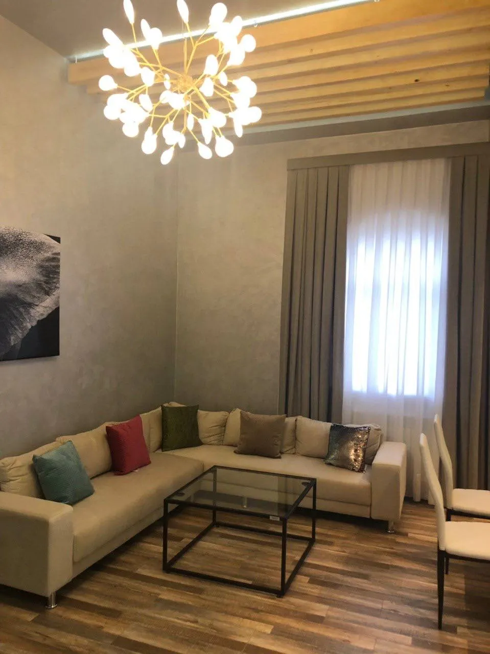 Ijaraga beriladi 3 xonali kvartira, 85 m², 2/8 qavat — Yakkasaroy tumani