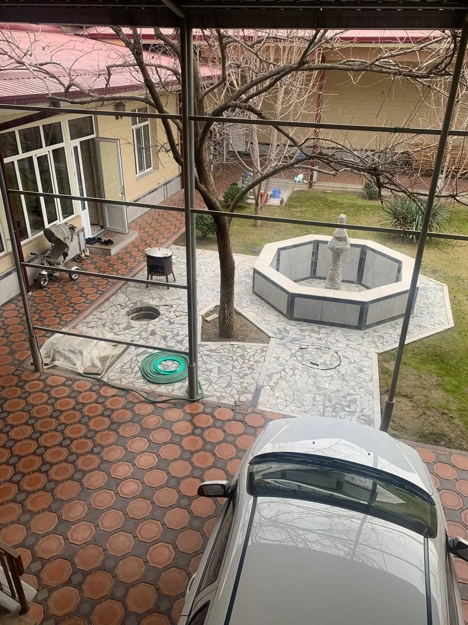 Сотилади 8 хонали ҳовли уй, 6 сотих — Учтепа тумани