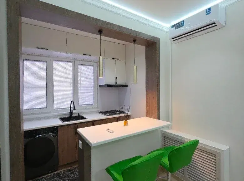 Sotiladi 1 xonali kvartira, 33 m², 2/4 qavat — Yunusobod tumani