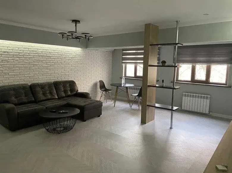Ijaraga beriladi 2 xonali kvartira, 70 m², 3/7 qavat — Yakkasaroy tumani