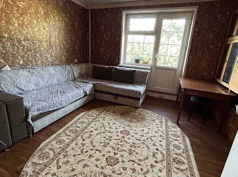 Продаётся 5-комнатная квартира, 120 м², 2/4 этаж — Шайхантахурский район
