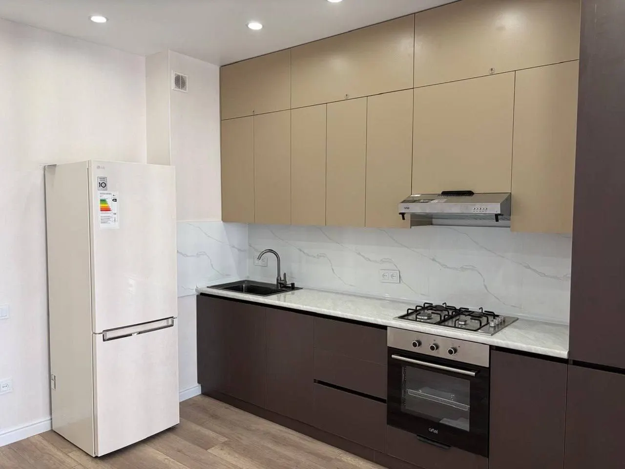Ижарага берилади 3 хонали квартира, 100 м², 6/10 қават — Бектемир тумани