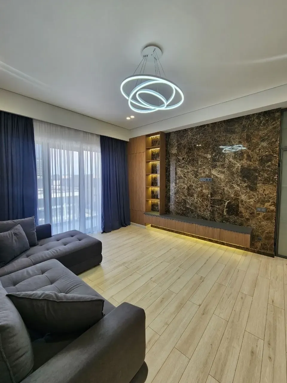 Сотилади 3 хонали квартира, 95 м², 8/9 қават — Шайхонтоҳур тумани