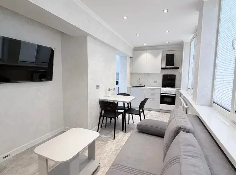 Ижарага берилади хона, 45 м², 2/4 қават — Мирзо Улуғбек тумани
