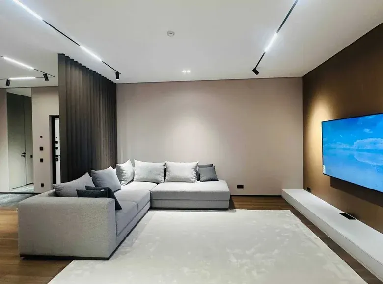 Сотилади 3 хонали квартира, 92 м², 4/14 қават — Яккасарой тумани