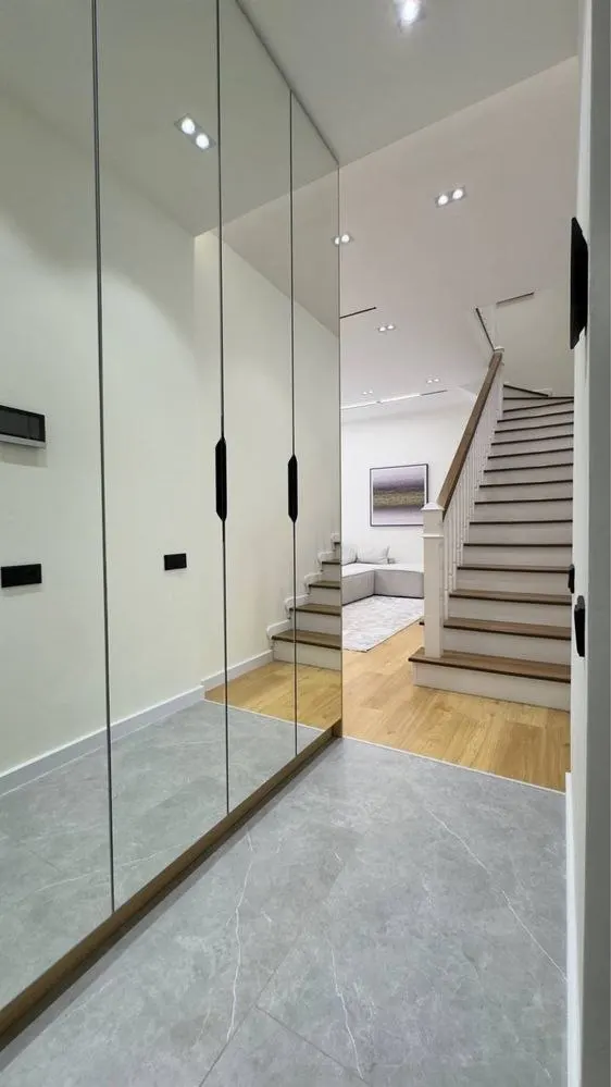 Sotiladi 4 xonali kvartira, 110 m², 9/10 qavat — Yakkasaroy tumani