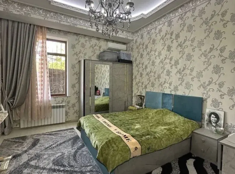 Сотилади 3 хонали квартира, 86 м², 1/7 қават — Мирзо Улуғбек тумани