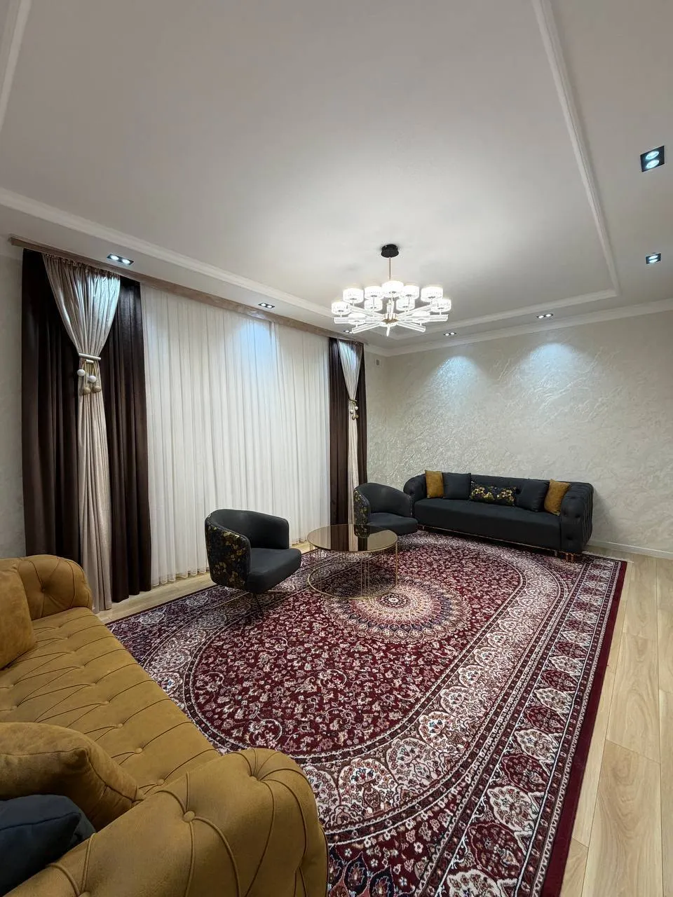 Сотилади ҳовли уй, 2 сотих, 200 м² — Зангиота тумани
