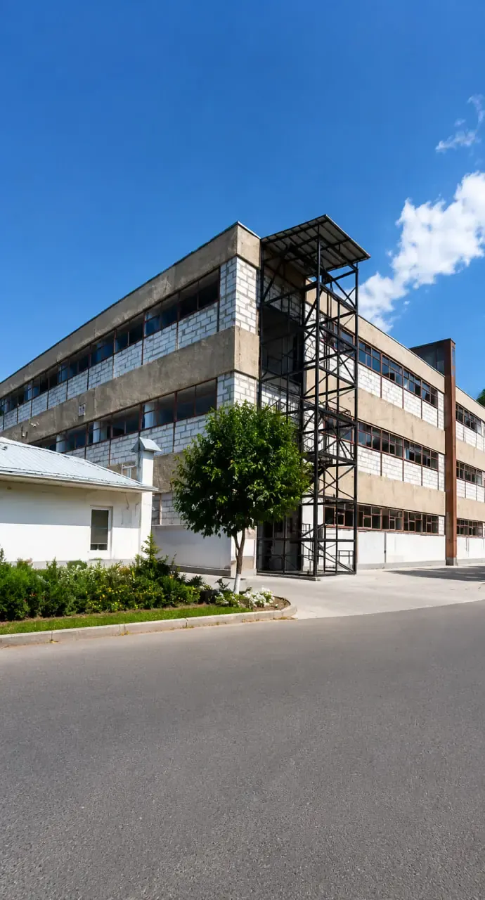 Ижарага берилади тижорат биноси, 2000 м², 1/3 қават — Учтепа тумани
