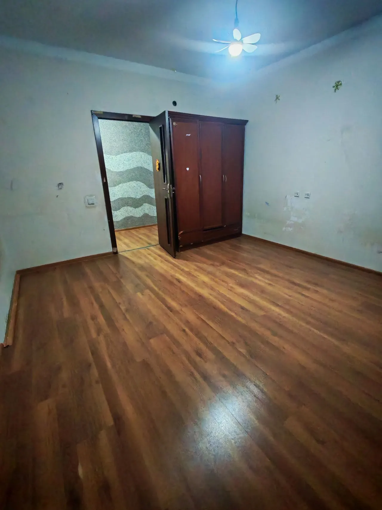 Sotiladi 2 xonali kvartira, 57 m², 6/7 qavat — Yangihayot tumani