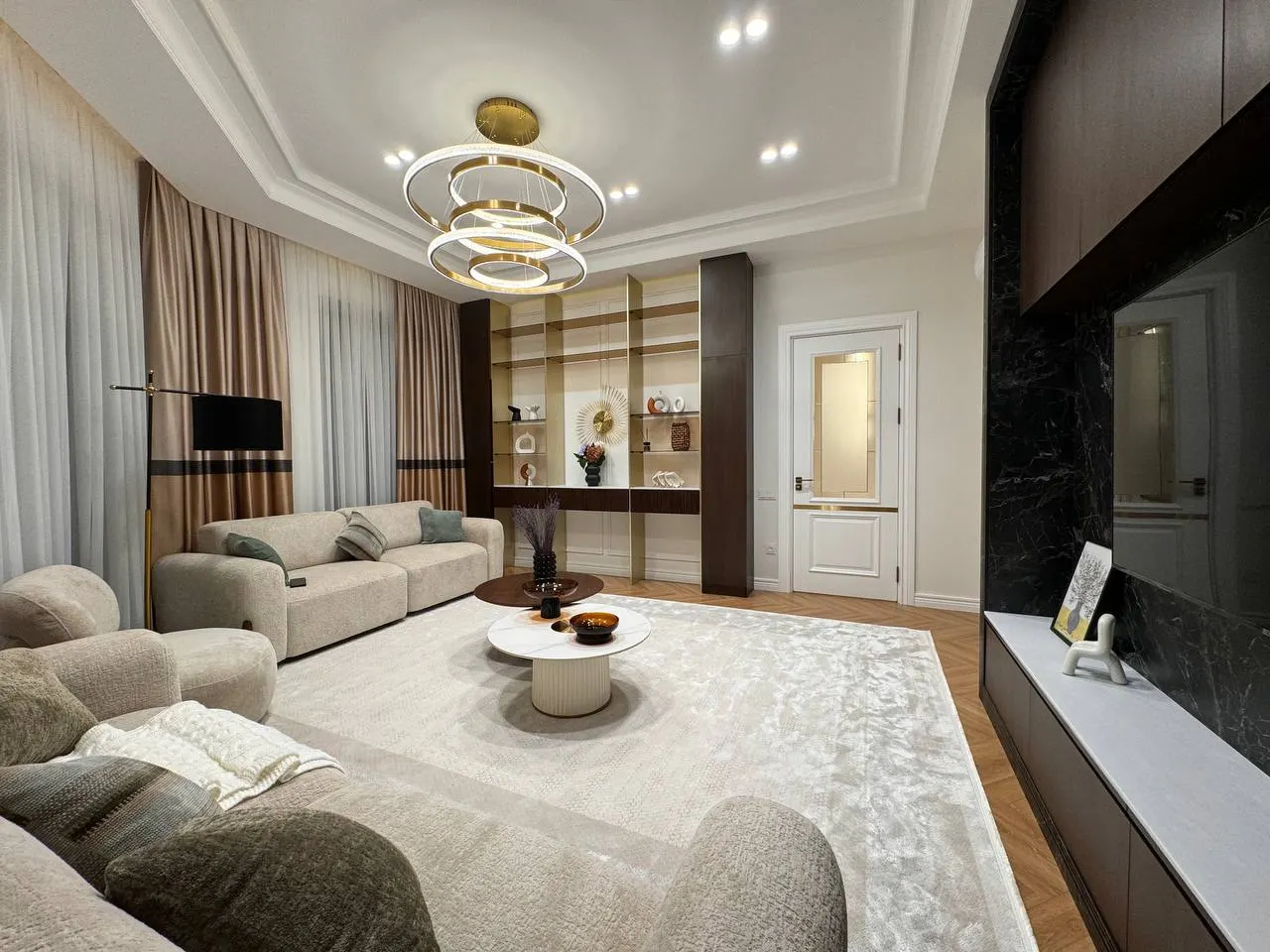 Сдаётся 3-комнатная квартира, 105 м², 6/12 этаж — Мирабадский район
