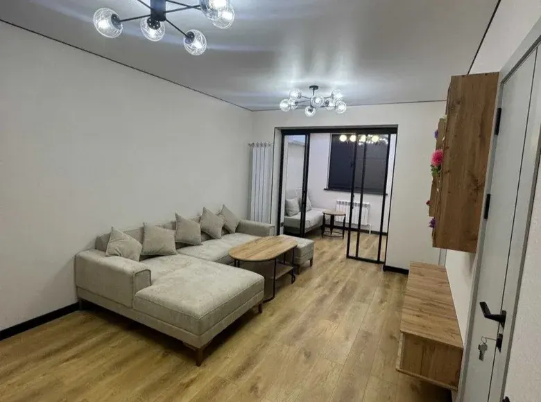 Ижарага берилади 2 хонали квартира, 50 м², 2/4 қават — Мирзо Улуғбек тумани