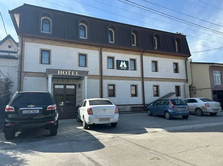 Сотилади тижорат биноси, 1500 м², 6 сотих — Юнусобод тумани
