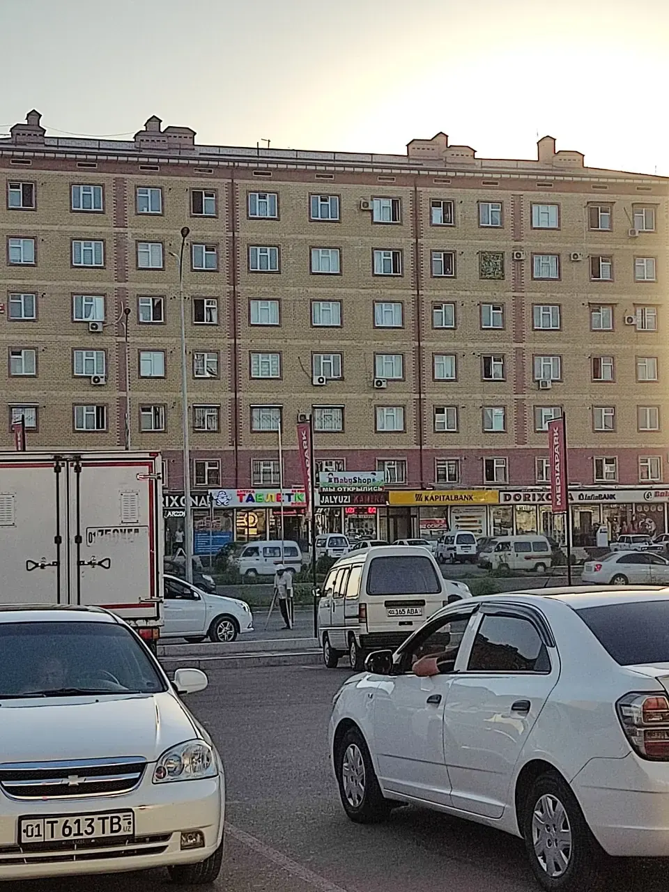 Сотилади 4 хонали квартира, 112.5 м², 7/7 қават — Тошкент тумани