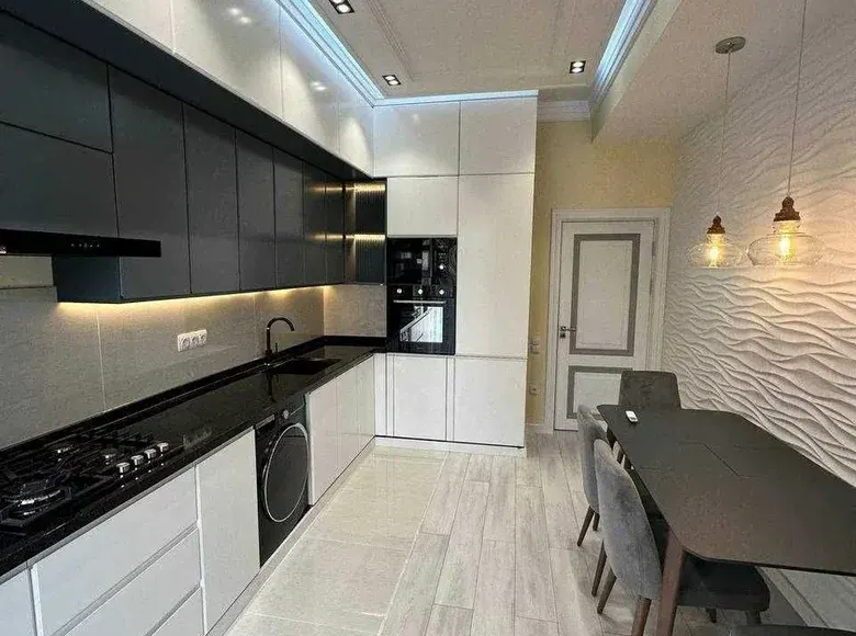 Sotiladi 3 xonali kvartira, 80 m², 5/9 qavat — Mirzo Ulugʻbek tumani