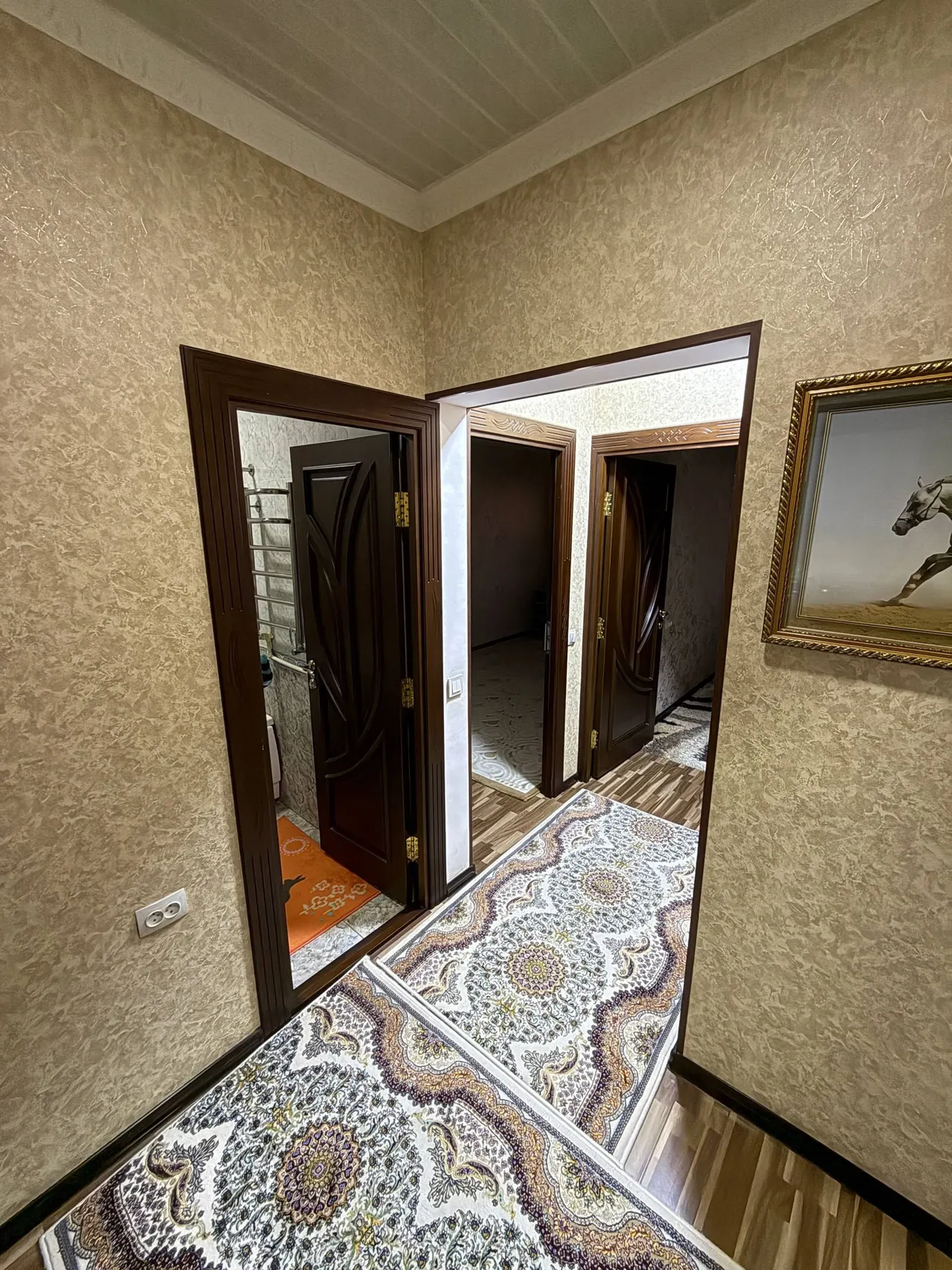 Продаётся 3-комнатная квартира, 67 м², 9/9 этаж — Шайхантахурский район