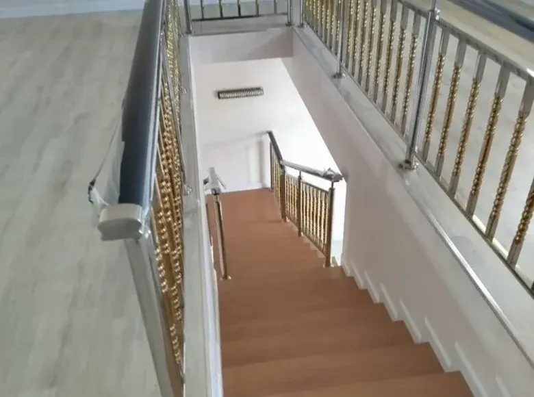 Продаётся 5-комнатная квартира, 200 м², 8/9 этаж — Мирзо-Улугбекский район