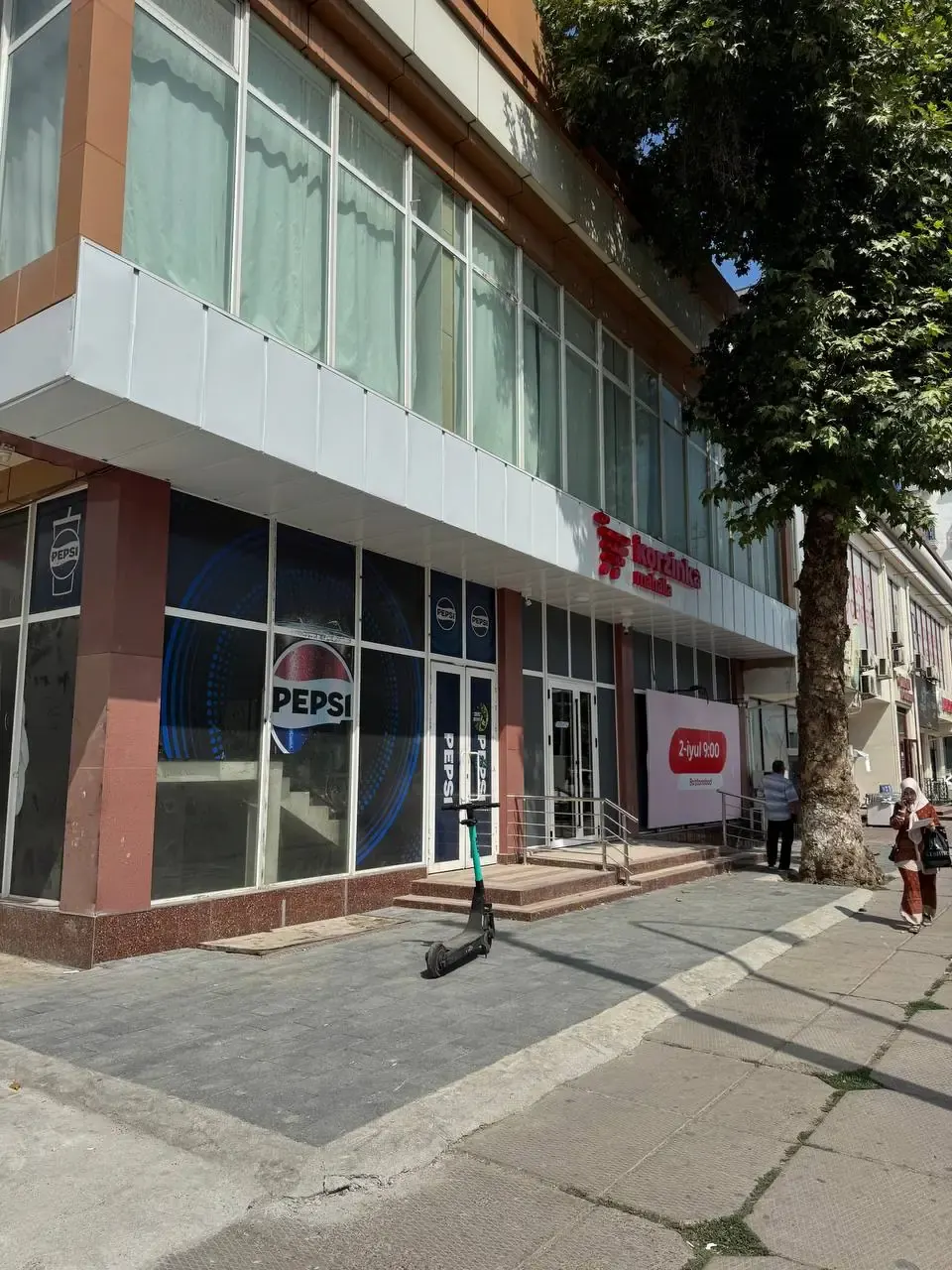 Сдаётся офис, 362 м², 2/2 этаж — Алмазарский район