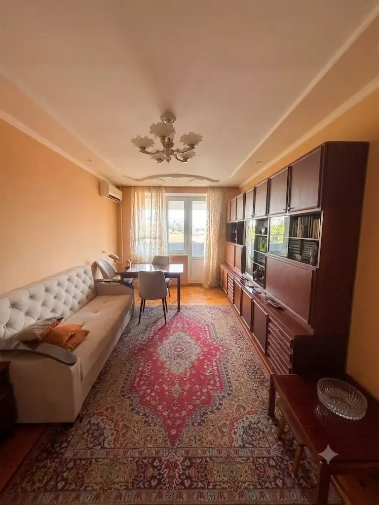 Продаётся 4-комнатная квартира, 68 м², 5/5 этаж — Яккасарайский район