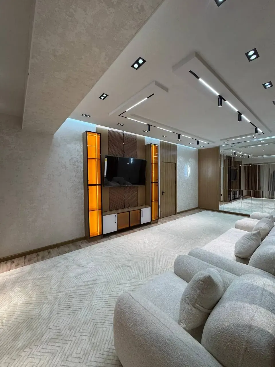 Sotiladi 5 xonali kvartira, 108 m², 7/7 qavat — Yakkasaroy tumani