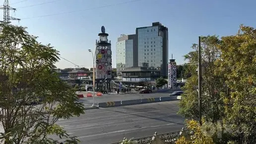 Sotiladi 2 xonali kvartira, 53 m², 3/5 qavat — Yakkasaroy tumani