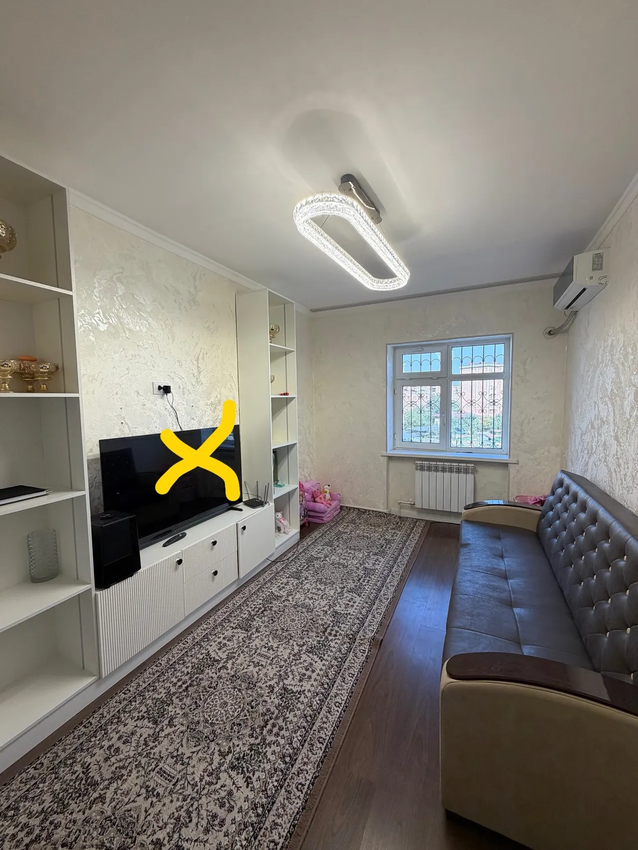 Sotiladi 3 xonali kvartira, 57 m², 4/7 qavat — Yangihayot tumani