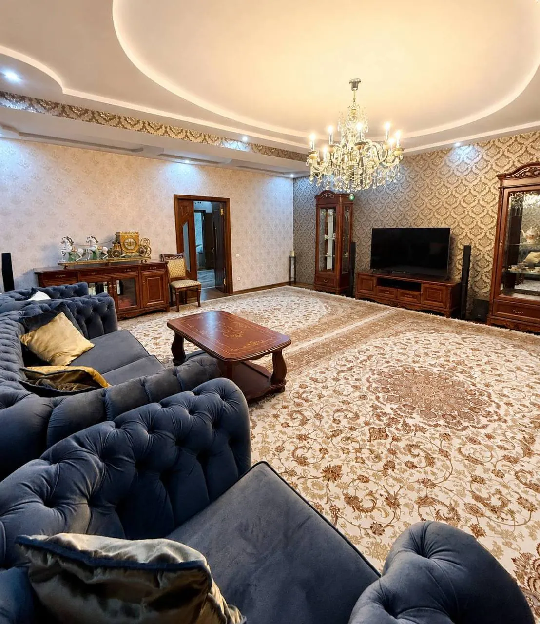 Сотилади 3 хонали квартира, 160 м², 9/9 қават — Яккасарой тумани