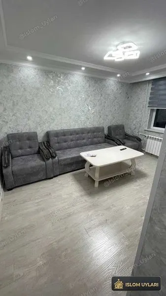 Сдаётся 2-комнатная квартира, 42 м², 3/5 этаж — Юнусабадский район