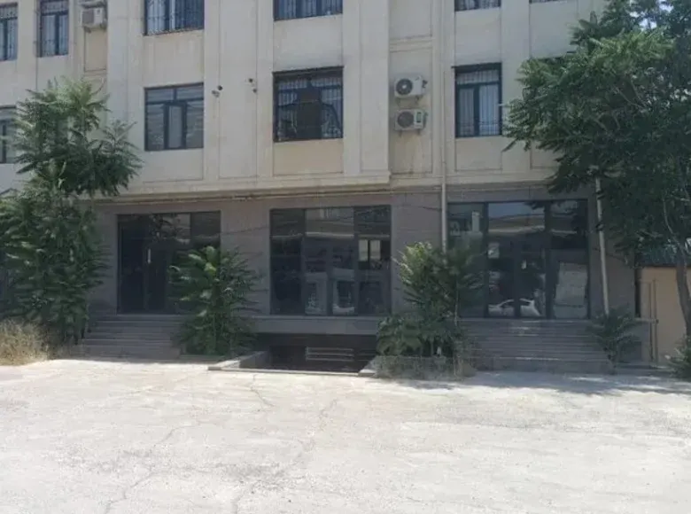Сотилади тижорат биноси, 707 м², 8 сотих, 1/1 қават — Тошкент шаҳри
