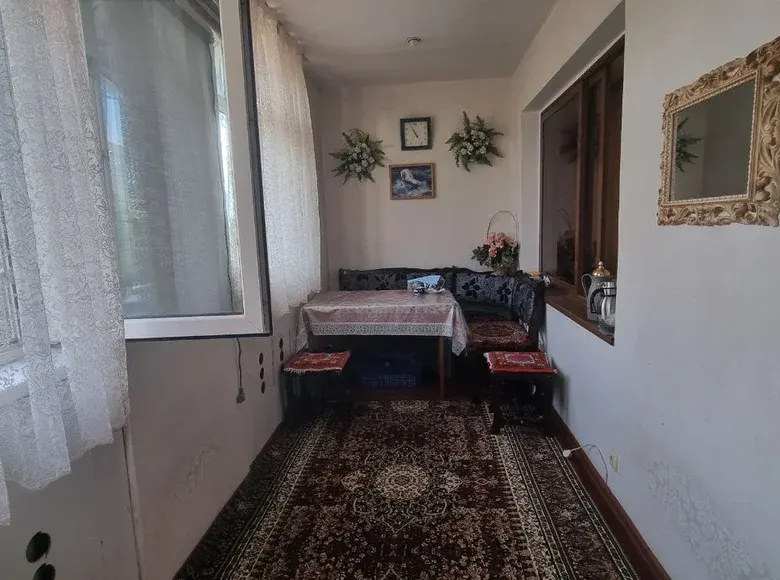 Продаётся 3-комнатная квартира, 82 м², 3/4 этаж — Юнусабадский район