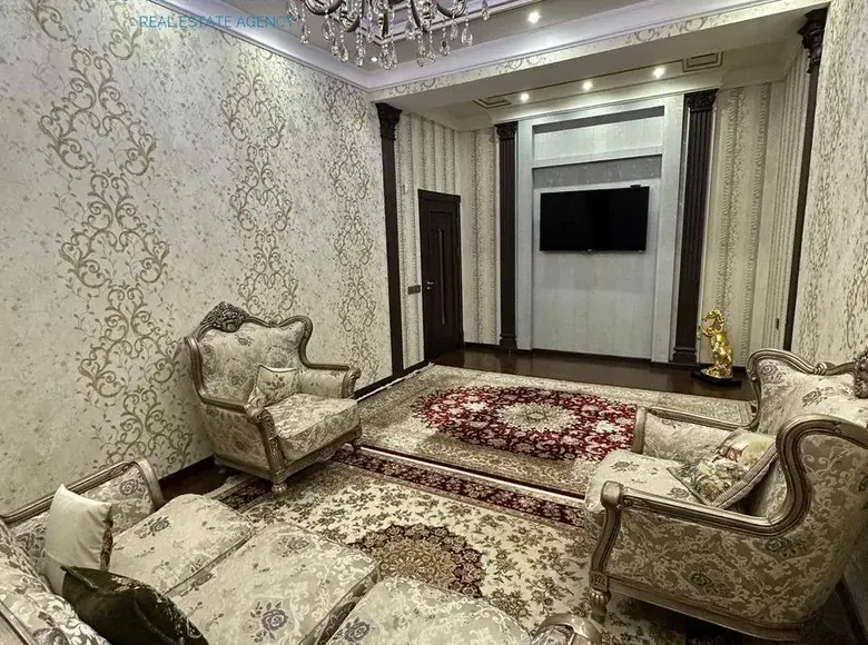 Продаётся 3-комнатная квартира, 110 м², 2/8 этаж — Мирабадский район