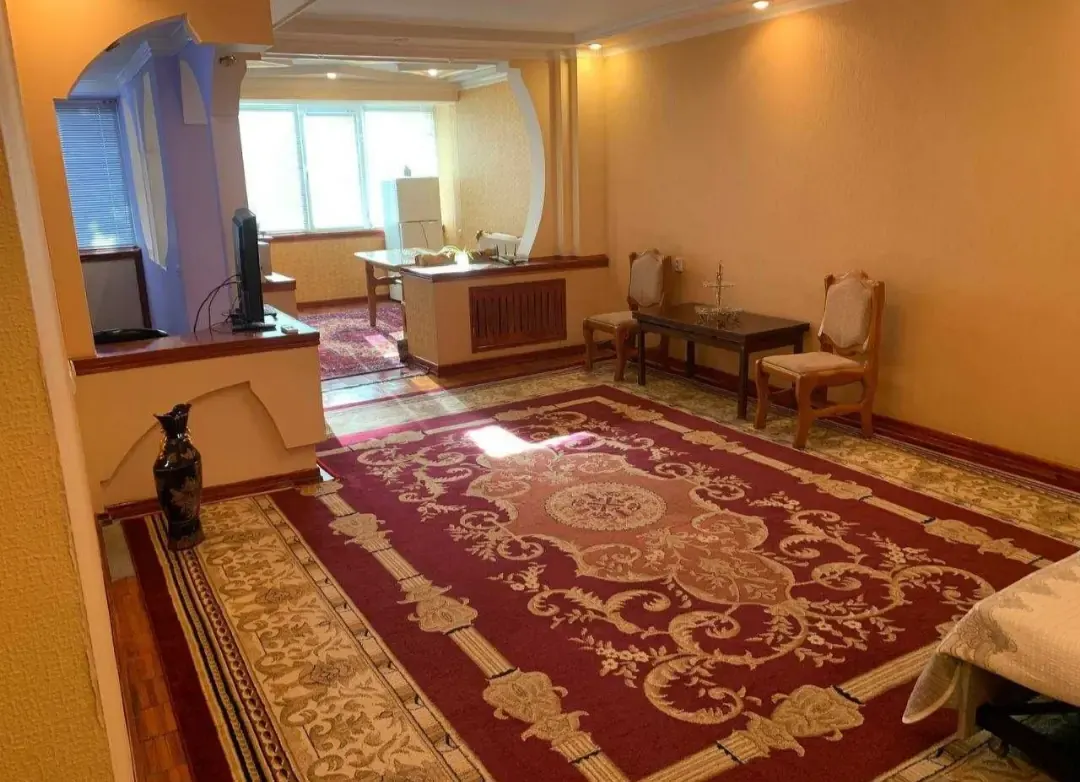 Сдаётся 1-комнатная квартира, 40 м², 3/4 этаж — Шайхантахурский район