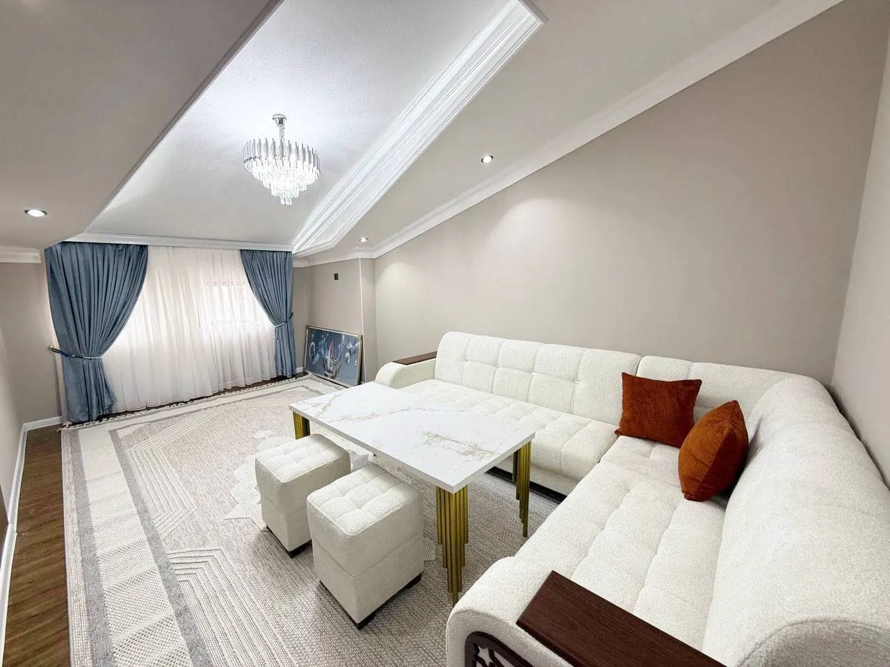 Продаётся квартира-студия, 81 м², 8/8 этаж — Самарканд
