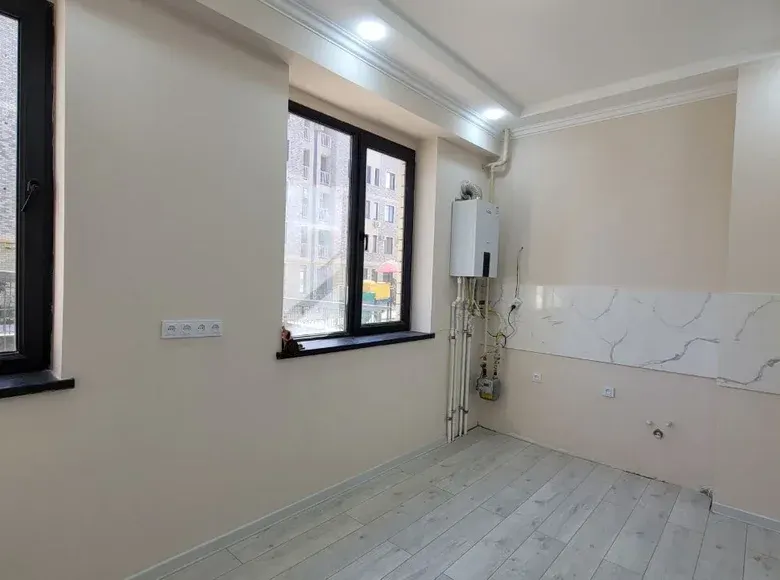 Sotiladi 2 xonali kvartira, 48 m², 1/7 qavat — Yashnobod tumani
