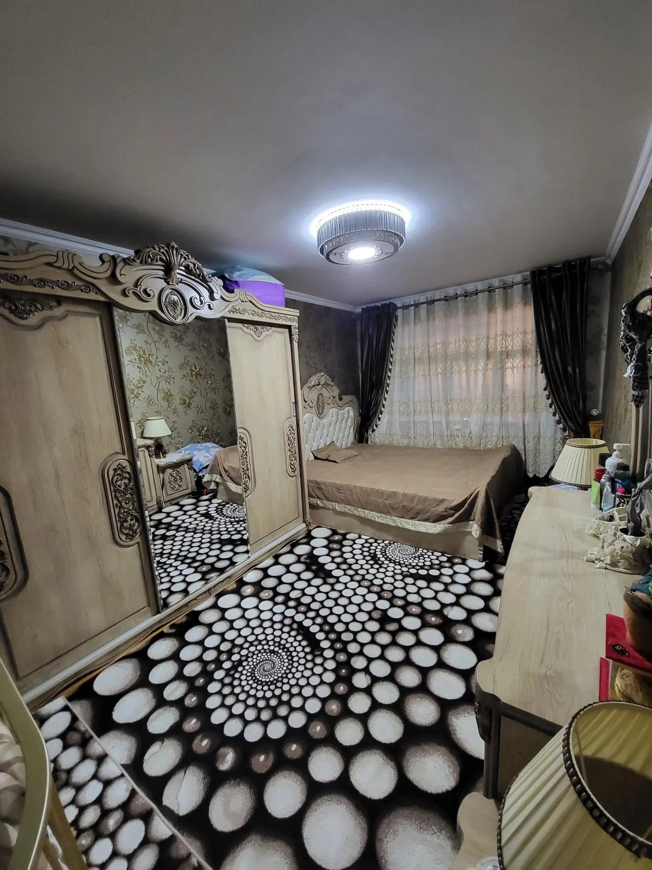 Sotiladi 3 xonali kvartira, 150 m², 1/4 qavat — Boʻstonliq tumani