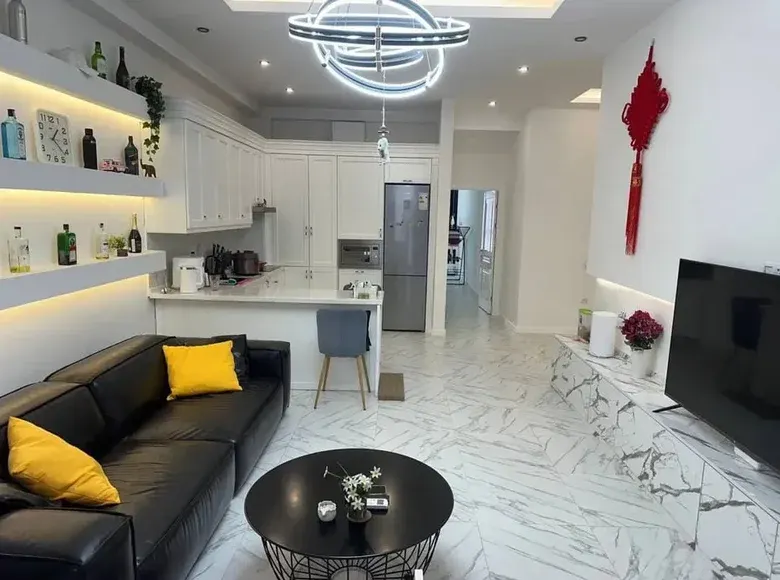 Продаётся 3-комнатная квартира, 96 м², 6/6 этаж — Шайхантахурский район