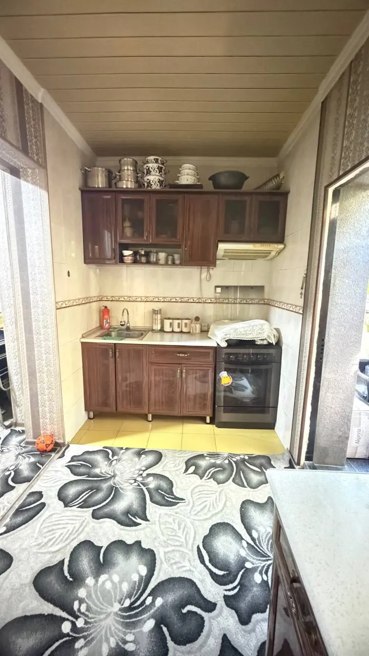 Sotiladi 2 xonali kvartira, 57 m², 1/5 qavat — Yashnobod tumani