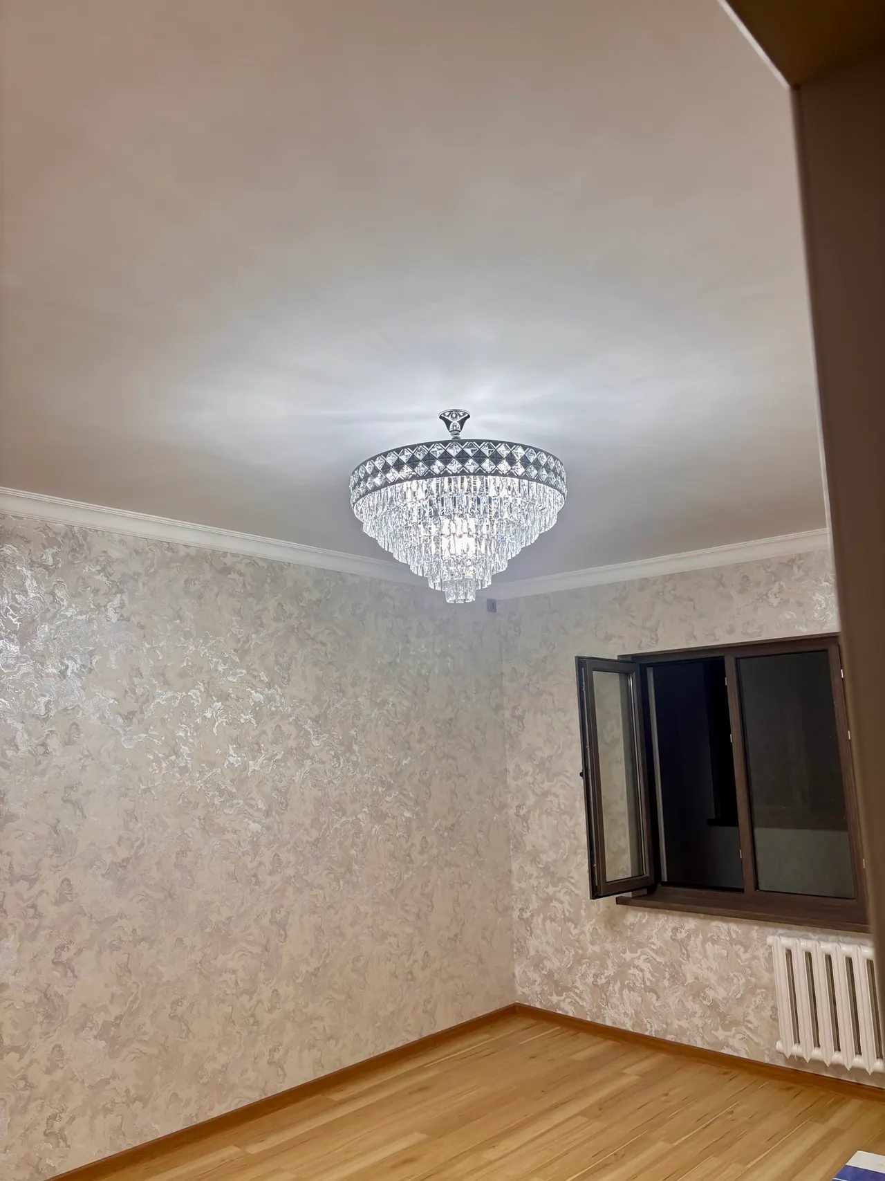 Sotiladi 4 xonali kvartira, 96 m², 8/9 qavat — Yunusobod tumani