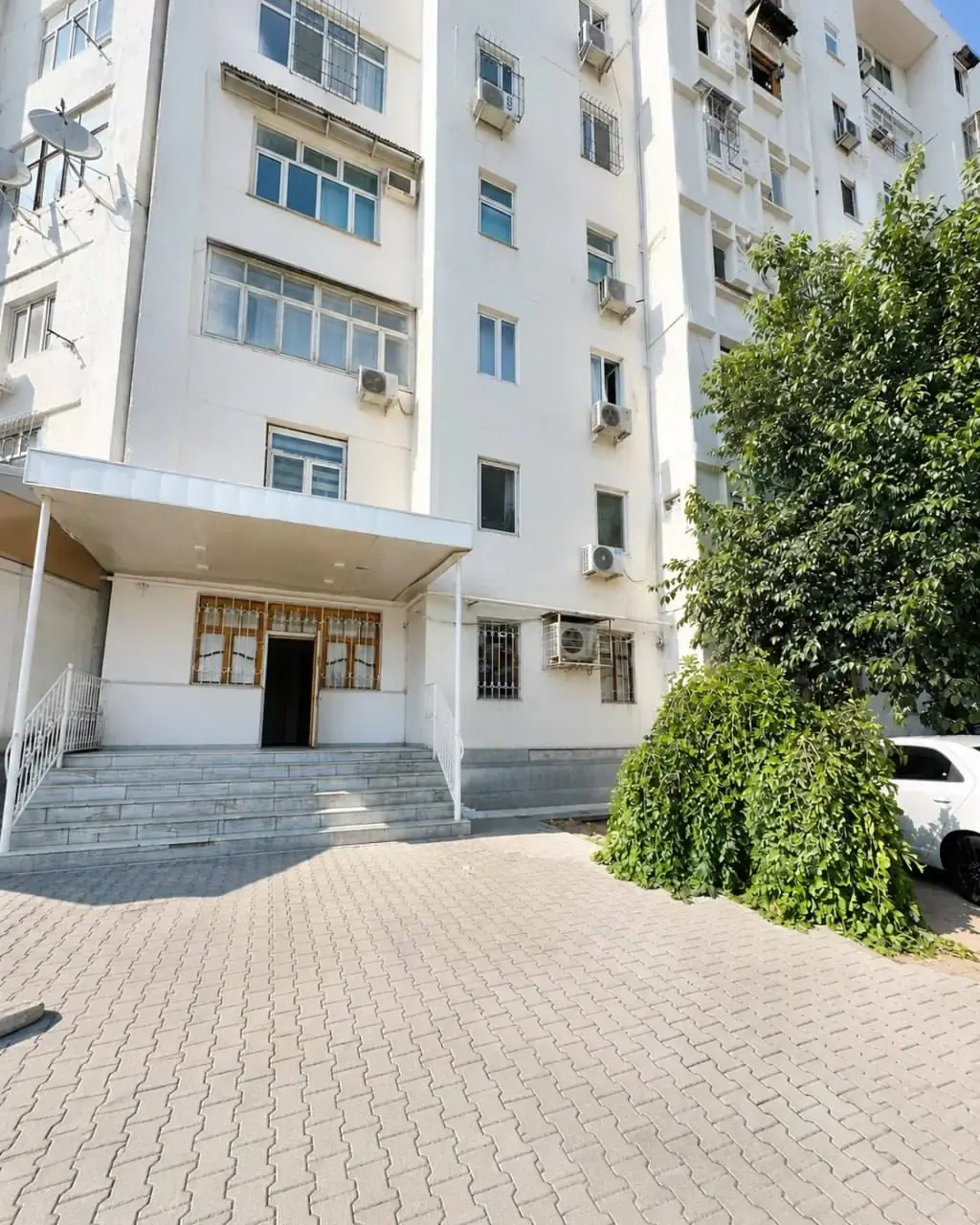 Сдаётся офис, 82 м², 1/9 этаж — Алмазарский район