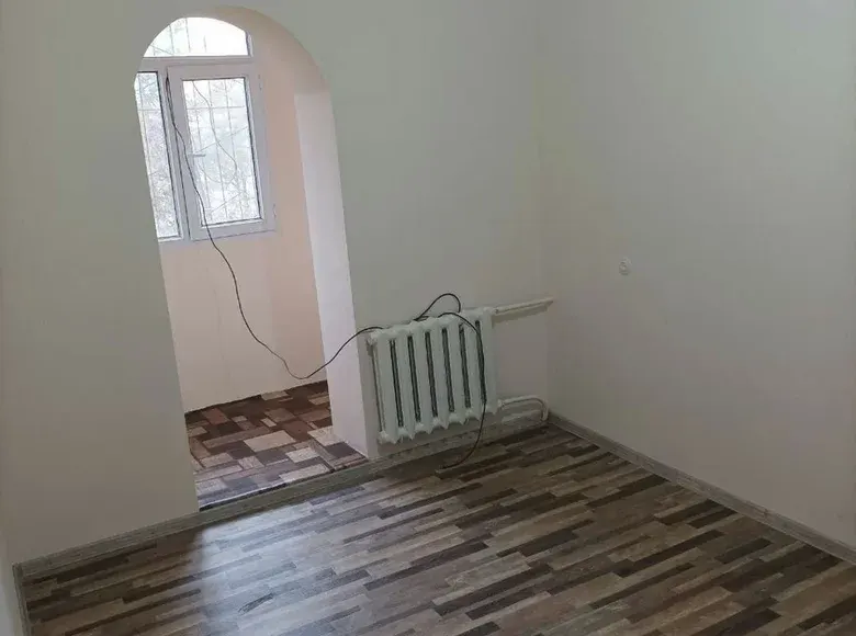 Продаётся 2-комнатная квартира, 52 м², 4/4 этаж — Юнусабадский район