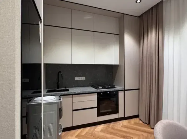 Продаётся 1-комнатная квартира, 37 м², 15/16 этаж — Юнусабадский район