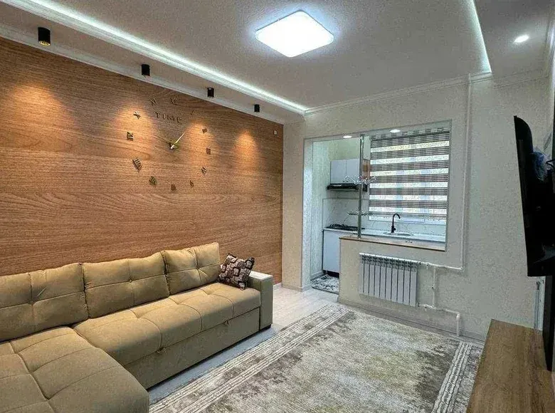 Sotiladi 3 xonali kvartira, 50 m², 1/4 qavat — Chilonzor tumani