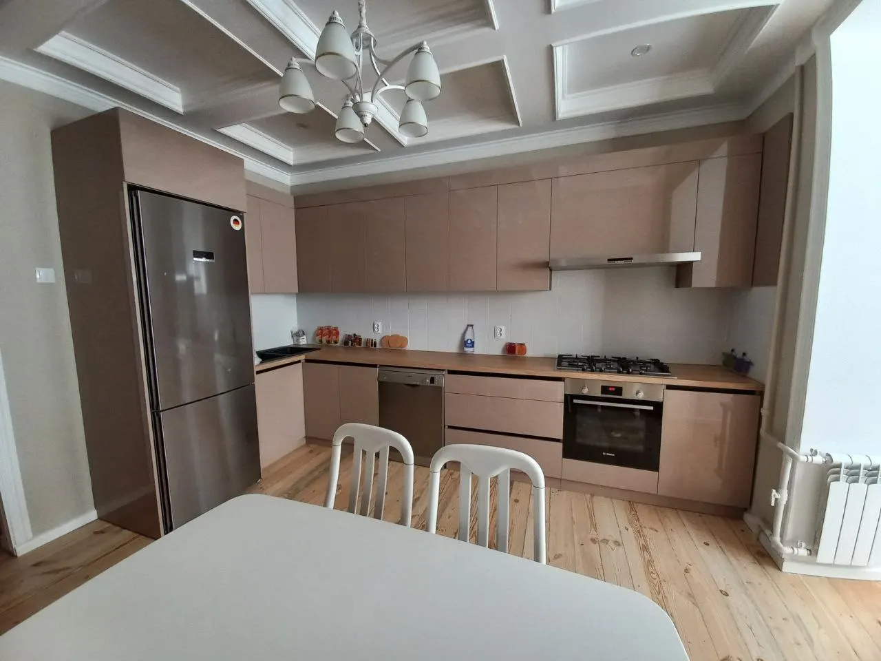 Ижарага берилади 4 хонали квартира, 180 м², 3/5 қават — Яшнобод тумани