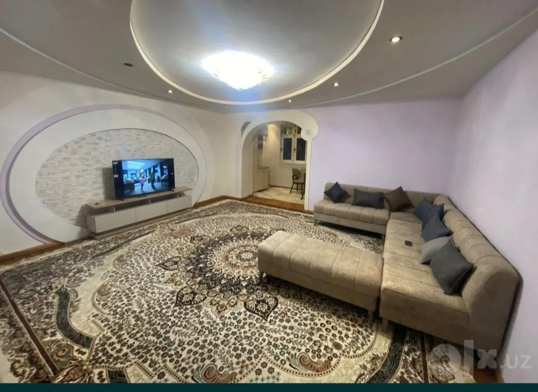 Сдаётся 2-комнатная квартира, 55 м², 1/4 этаж — Юнусабадский район
